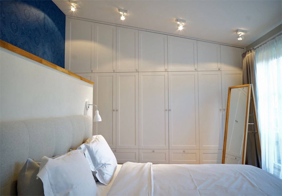 How Small Rooms Feel Bigger: Design Tips