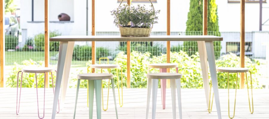 Order dining tables online